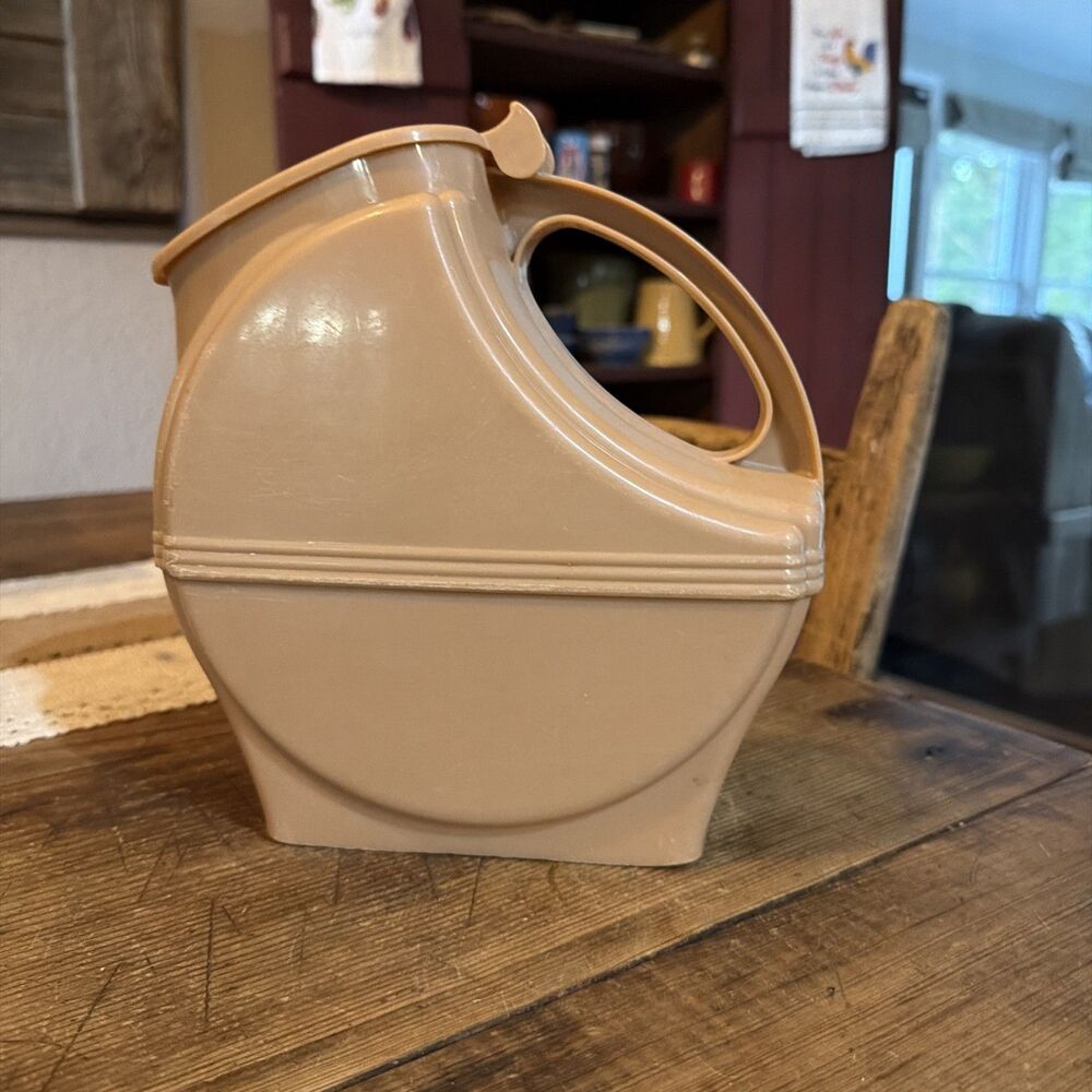 Vintage Pitcher MCM Burroughs Art Deco Brown Plastic
